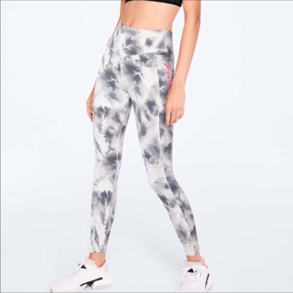 PINK VICTORIA’S SECRET sz Medium Ultimate V Leggings Tie Dye Long White Gray